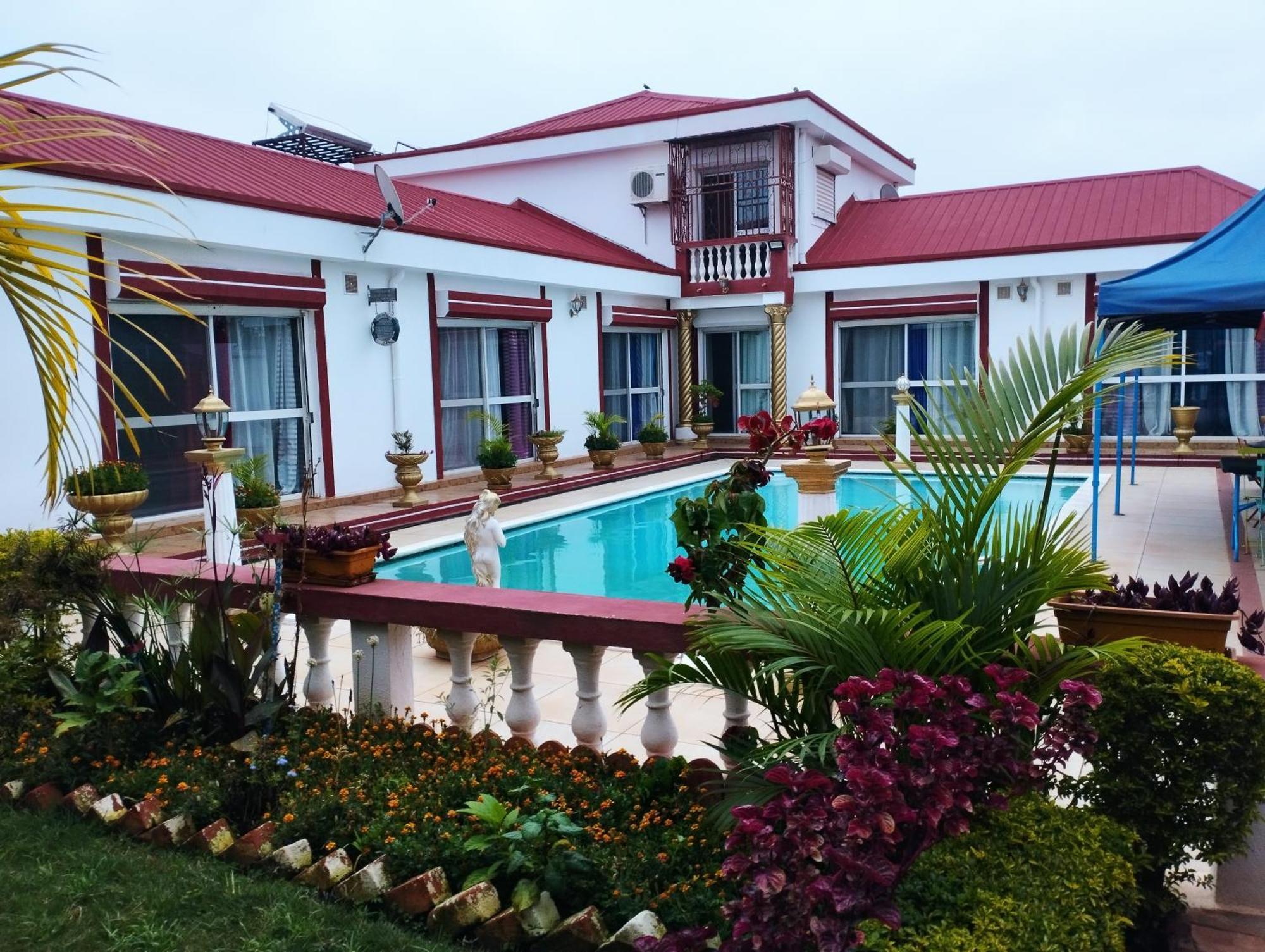 Petite Flower Guest House Talata-maty Kültér fotó