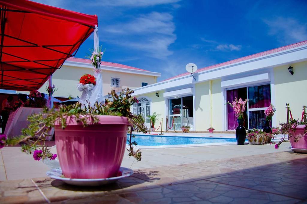 Petite Flower Guest House Talata-maty Kültér fotó